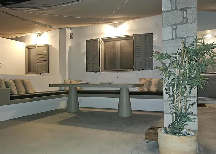 Olive In Blue * Αδάμας