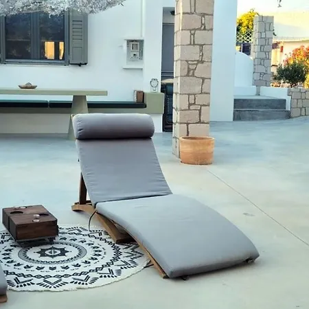 Olive In Blue 아다마스