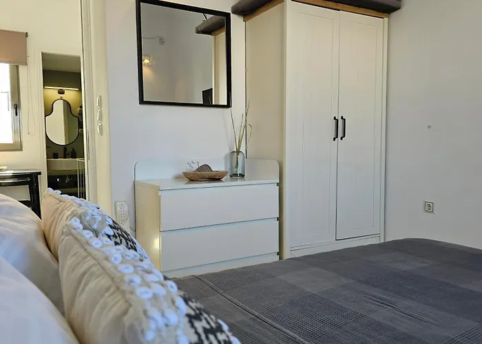 Olive In Blue * Adamantas (Milos)